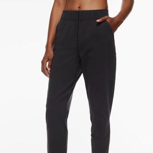 Babaton The Weekender Pant. Size Small